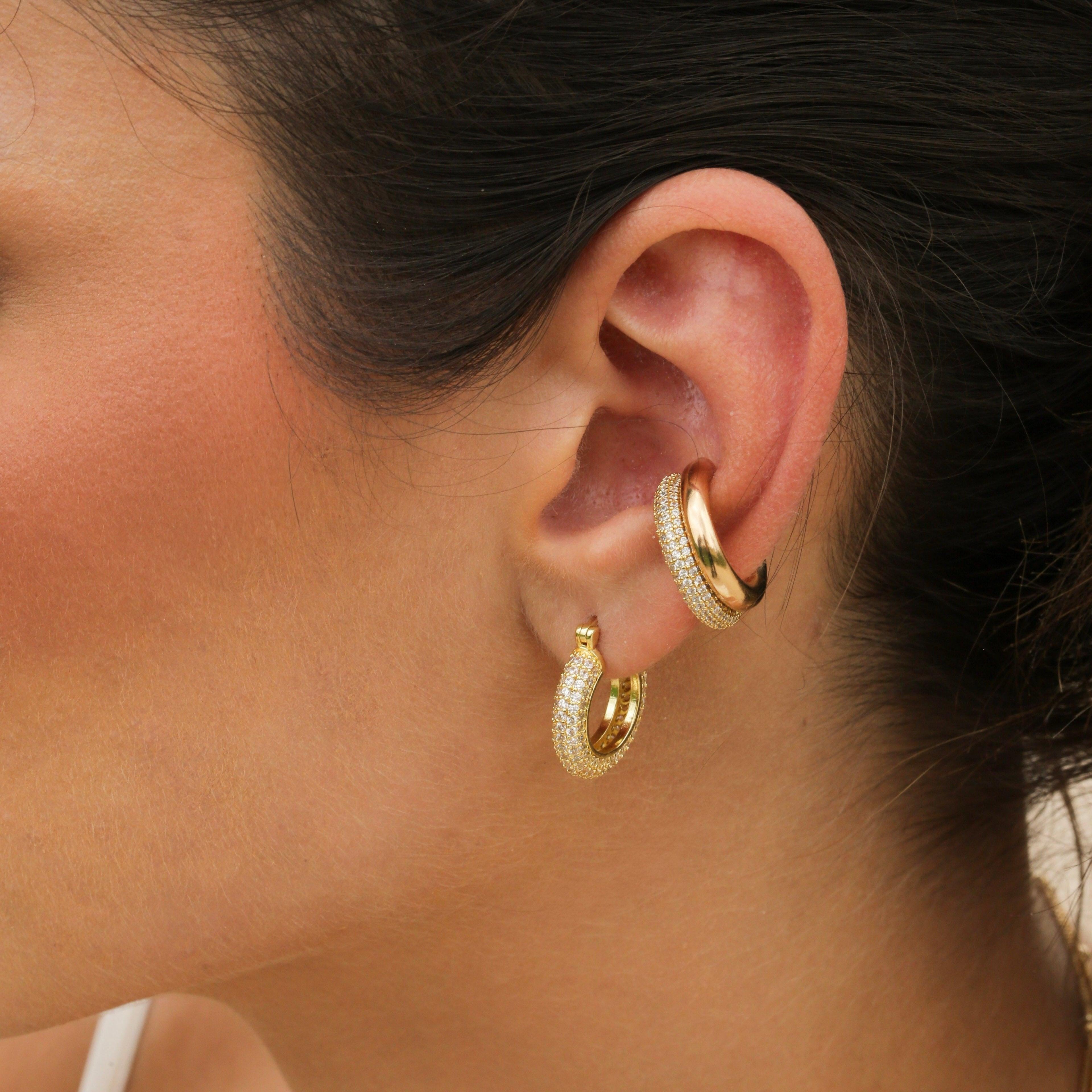 Holy Glamorous Cuff Set.