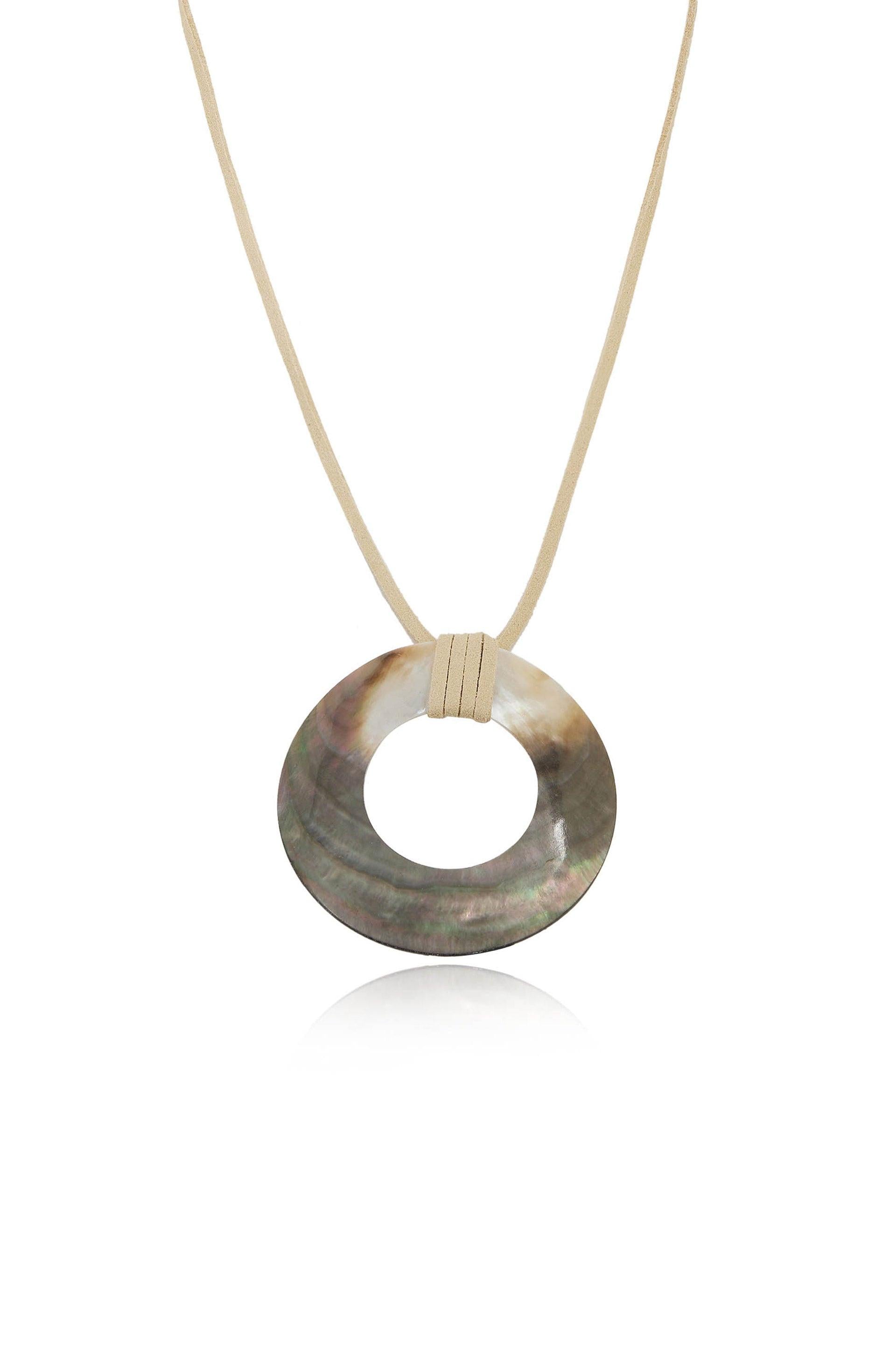 Iridescent Shell Necklace - Flying Tomato - Necklaces - Ettika