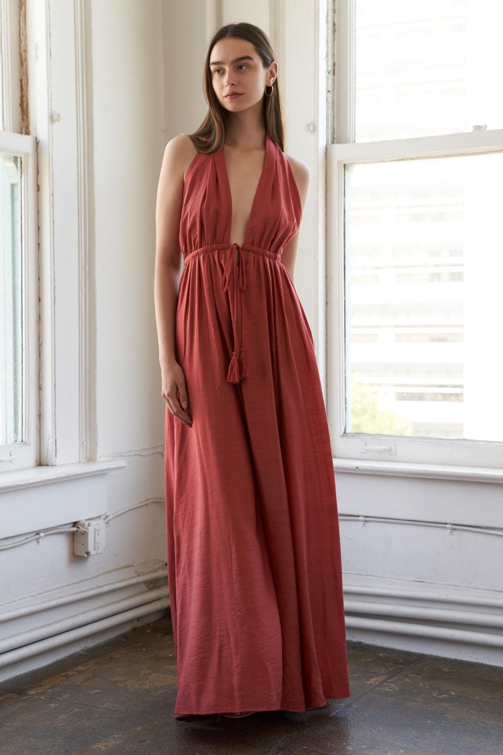 SHARE YOUR GLOW WOVEN MAXI DRESS.
