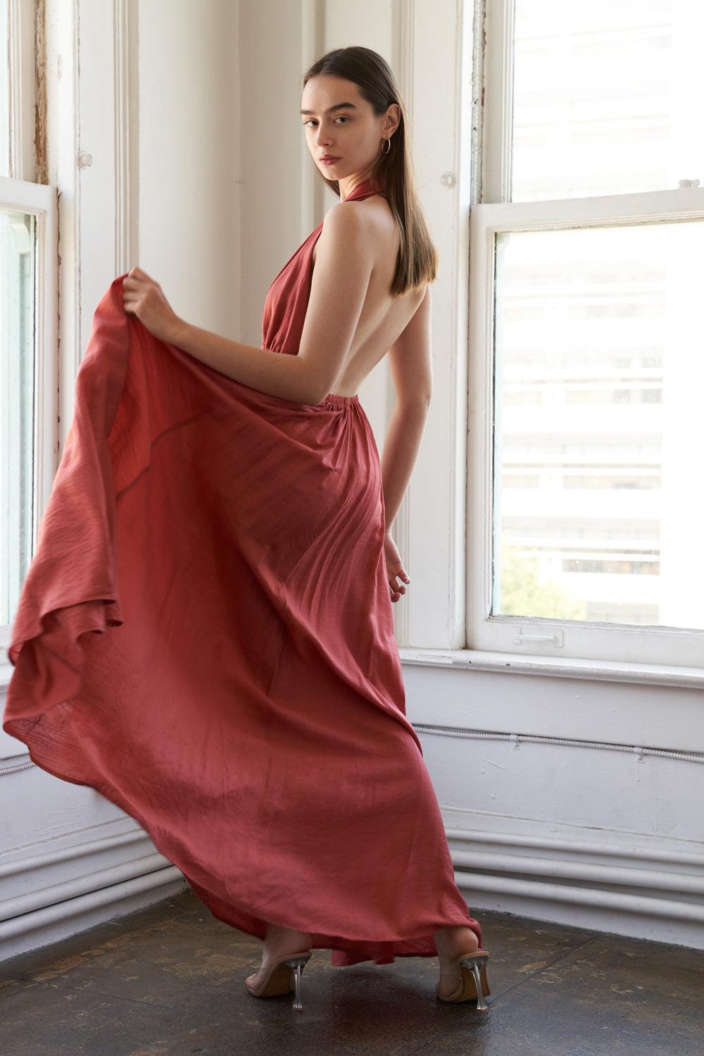 SHARE YOUR GLOW WOVEN MAXI DRESS.