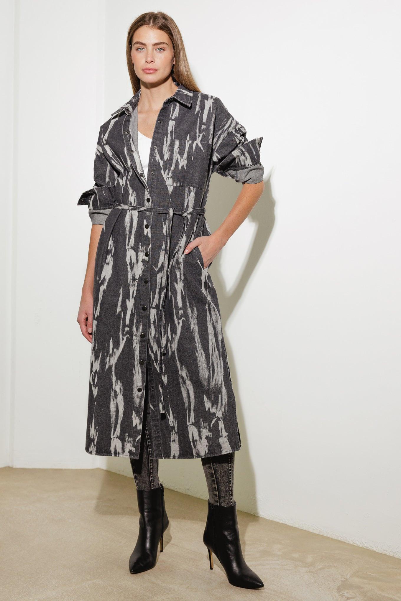 HERE & NOW WOVEN DENIM MIDI SHIRT DRESS.