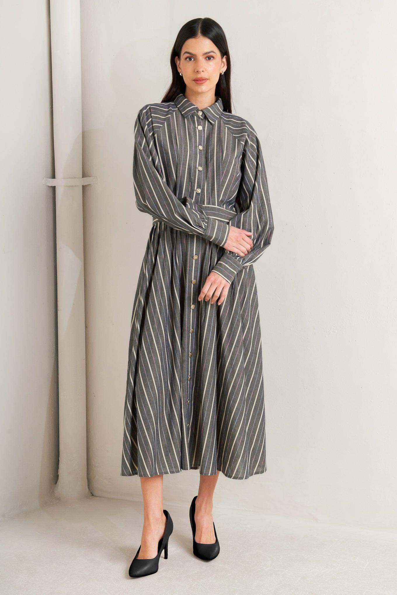 WHAT I FEEL WOVEN MIDI DRESS.