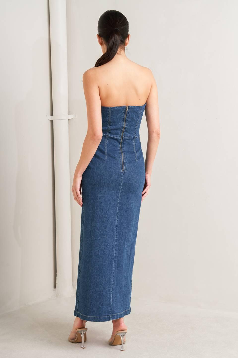 RAW ECHO DENIM MIDI DRESS.