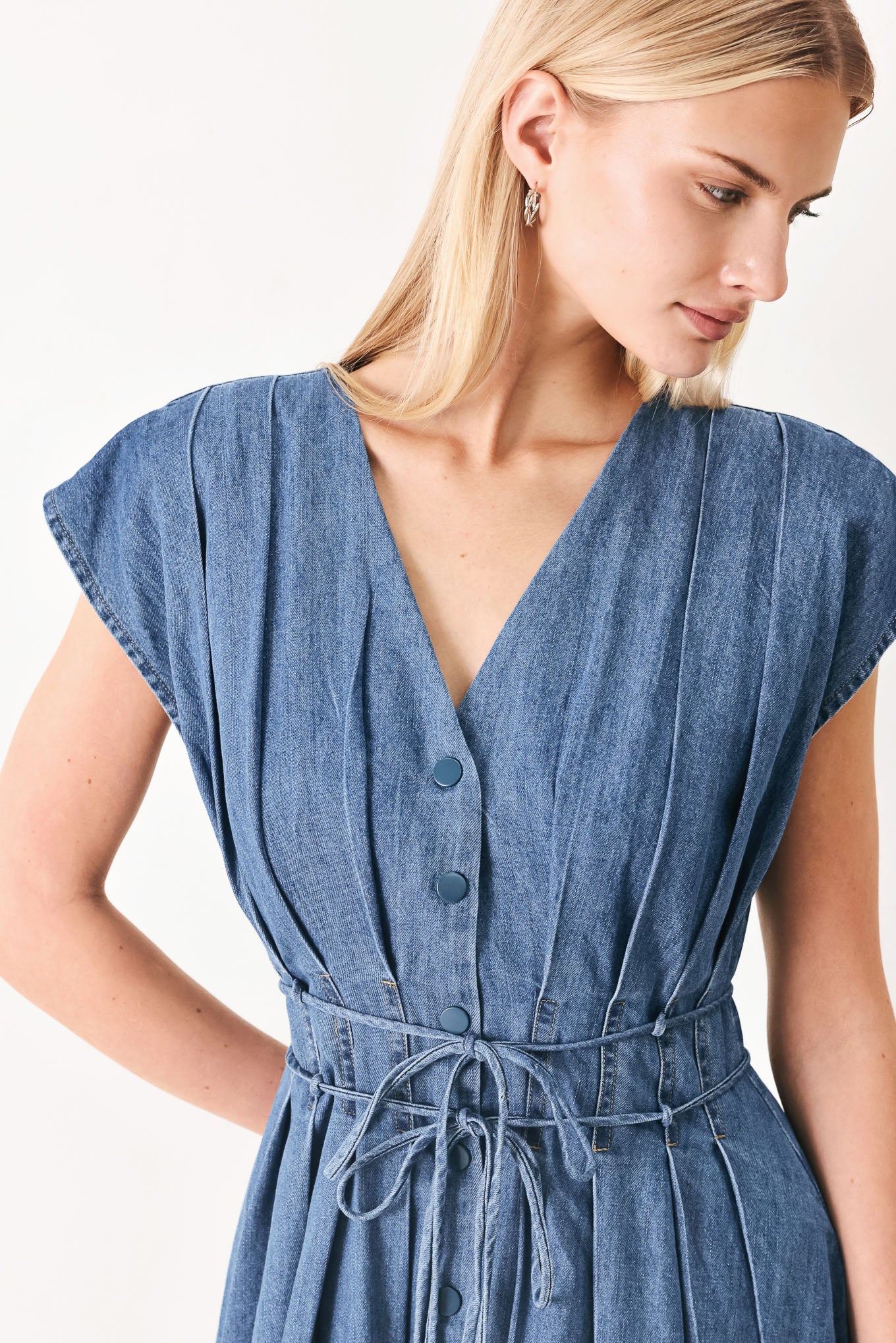 MIDNIGHT FLOW DENIM MIDI DRESS l FLYING TOMATO – Flying Tomato