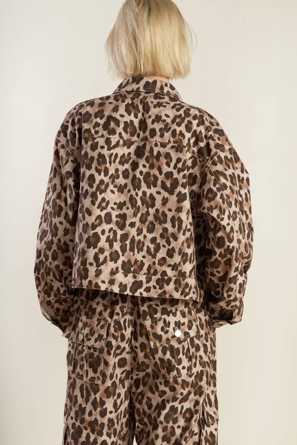 NAVIGATING LIFE WOVEN JACKET.