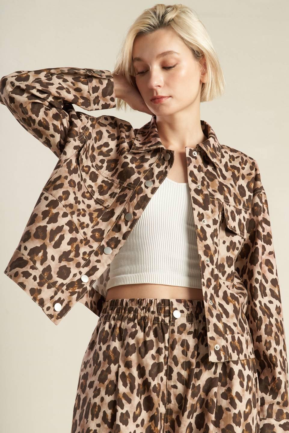 NAVIGATING LIFE WOVEN JACKET.