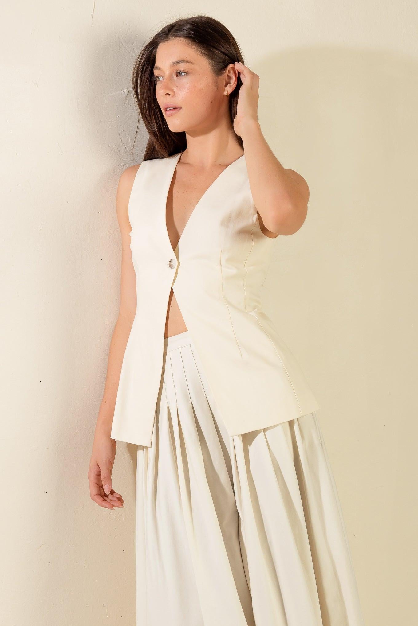 FLEETING FAUNA WOVEN VEST - Flying Tomato - VEST - Freemarket