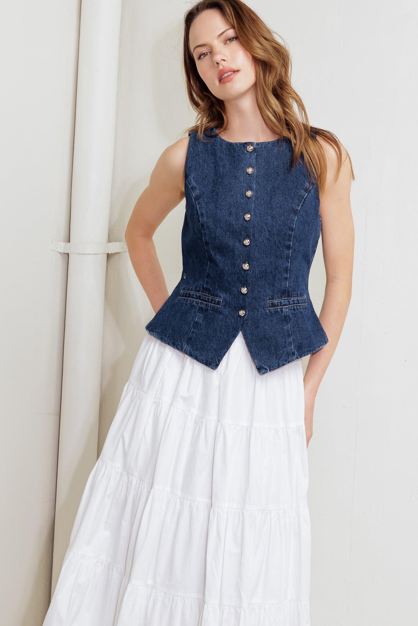 COFFEE PETAL DENIM VEST.