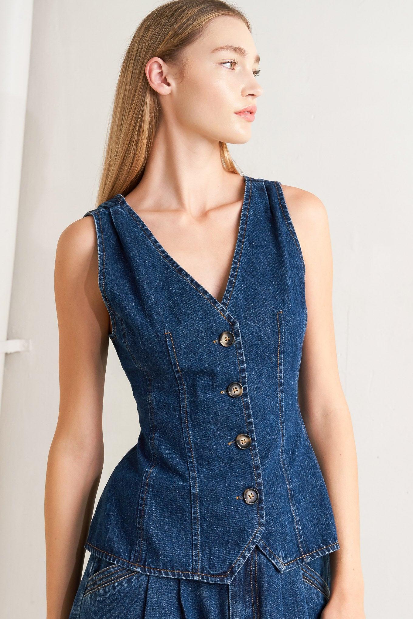 SHARP FEMININITY DENIM VEST.