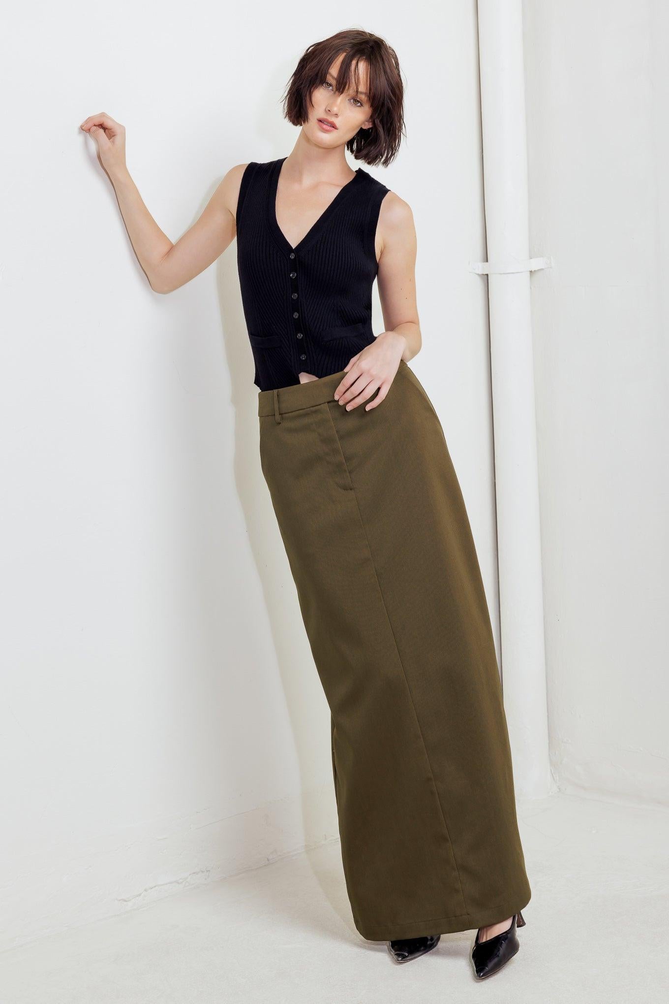 CELEBRATION TIME WOVEN SKIRT.
