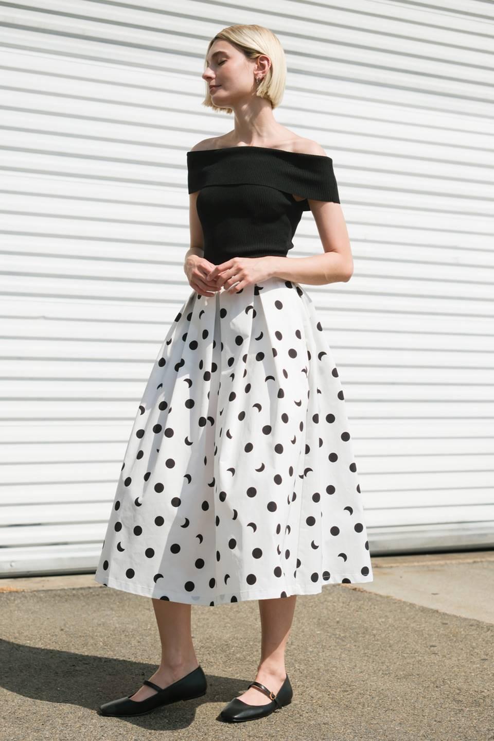 LIFT'S GIFTS WOVEN SKIRT.