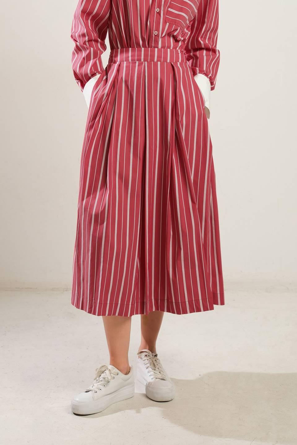 BEHIND THE GRIN WOVEN MIDI SKIRT.