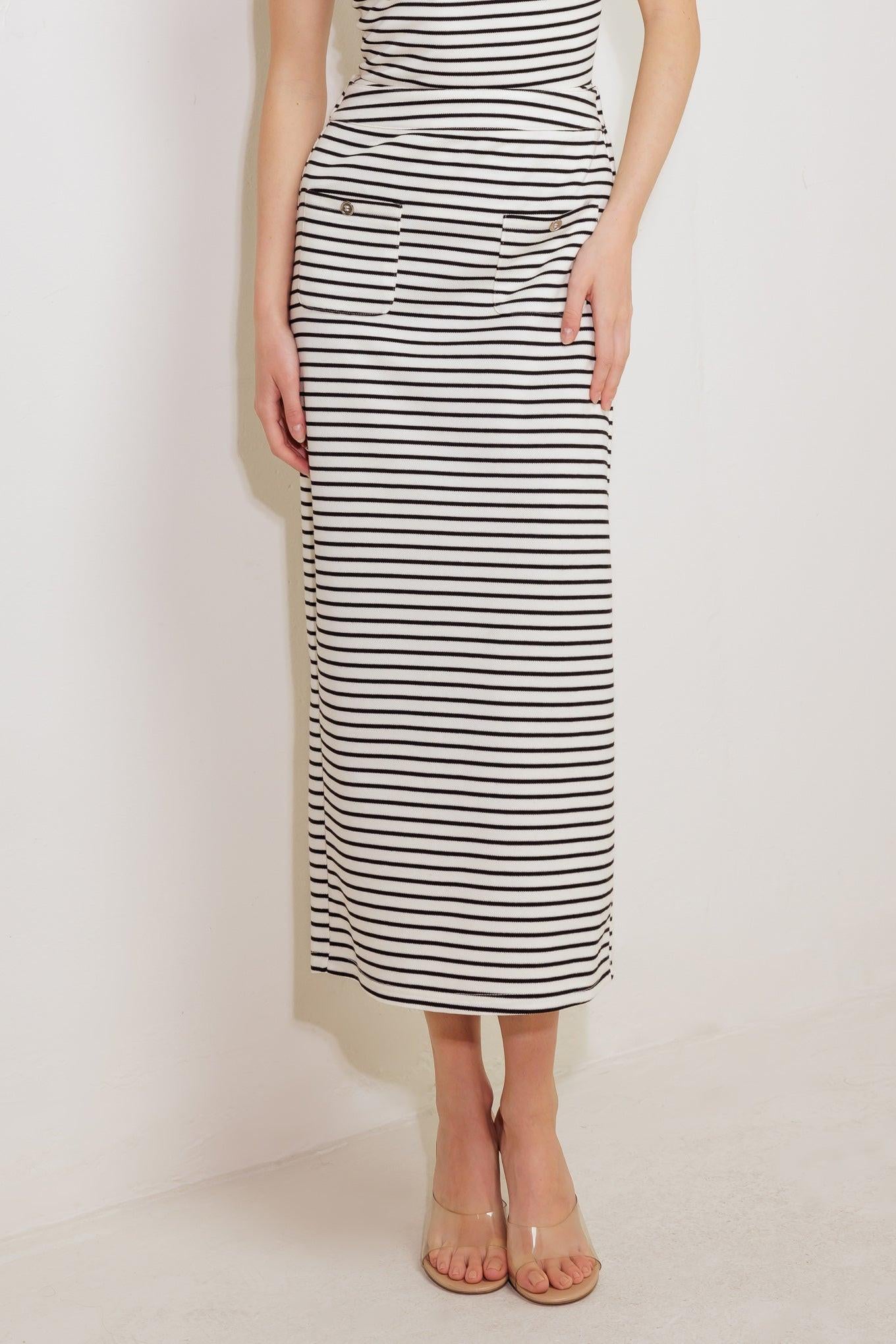 WINDING PATH STRIPED WOVEN SKIRT.