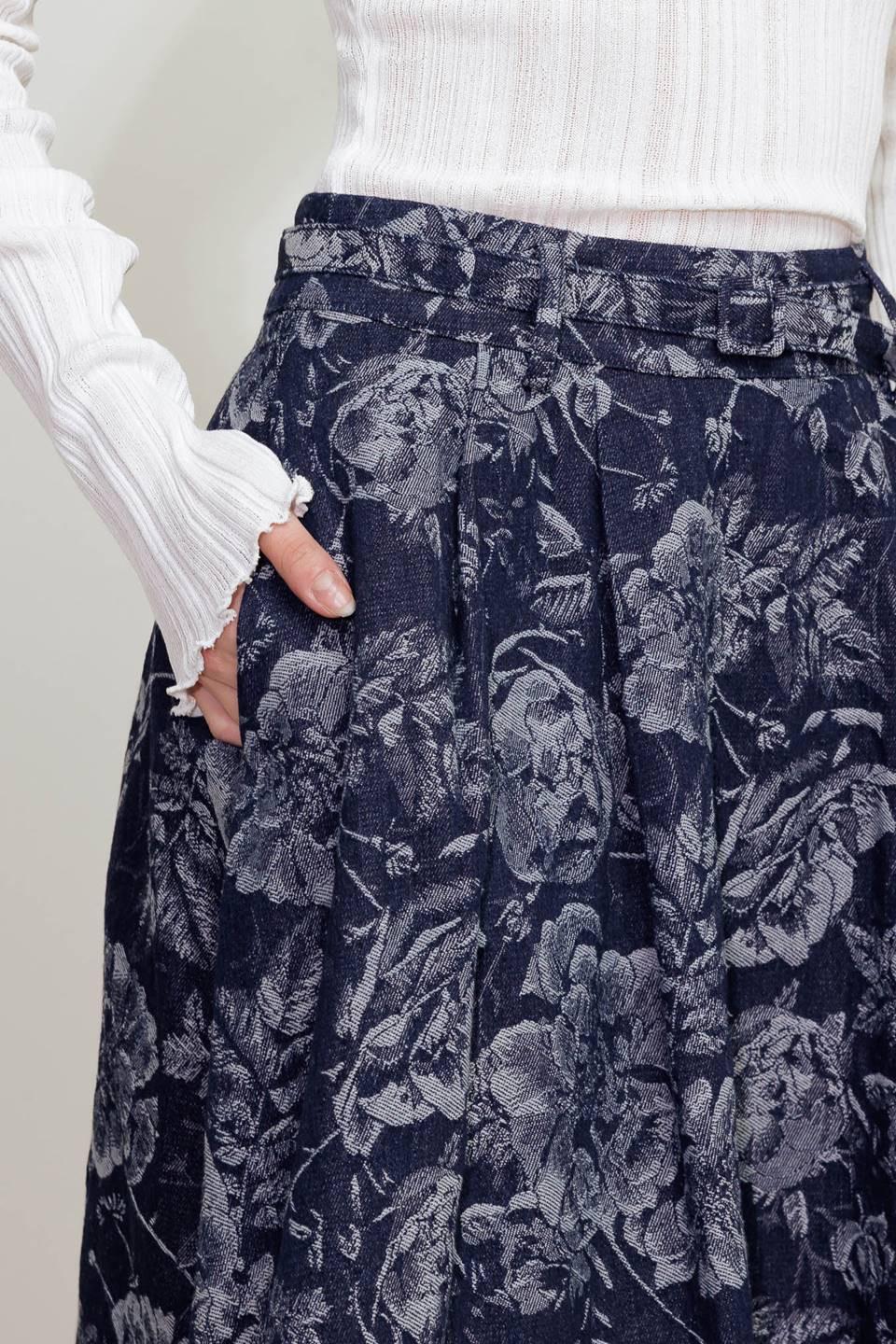 URBAN MUSE JACQUARD DENIM SKIRT.