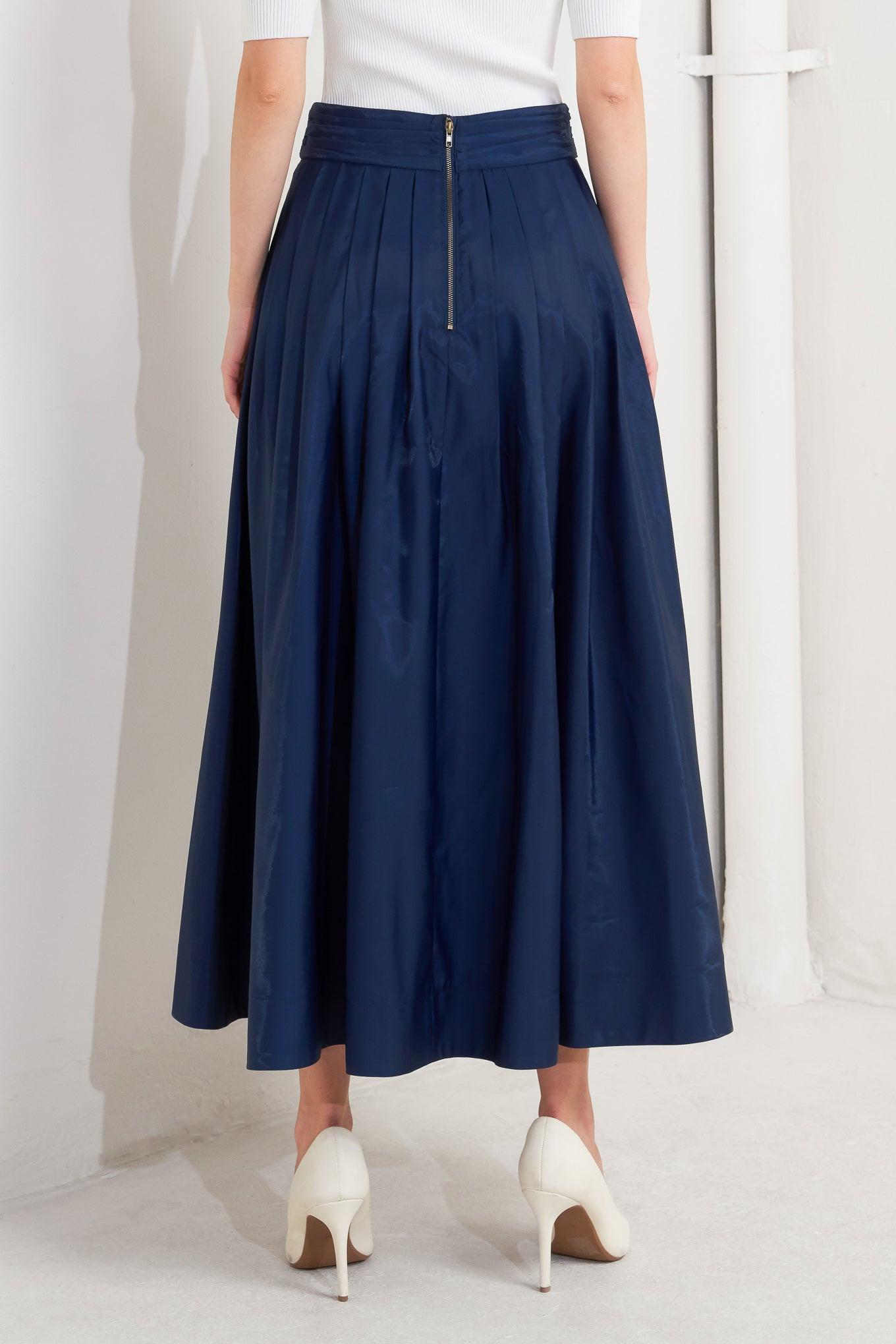 LUXE FLARE WOVEN PLEATED MIDI SKIRT.