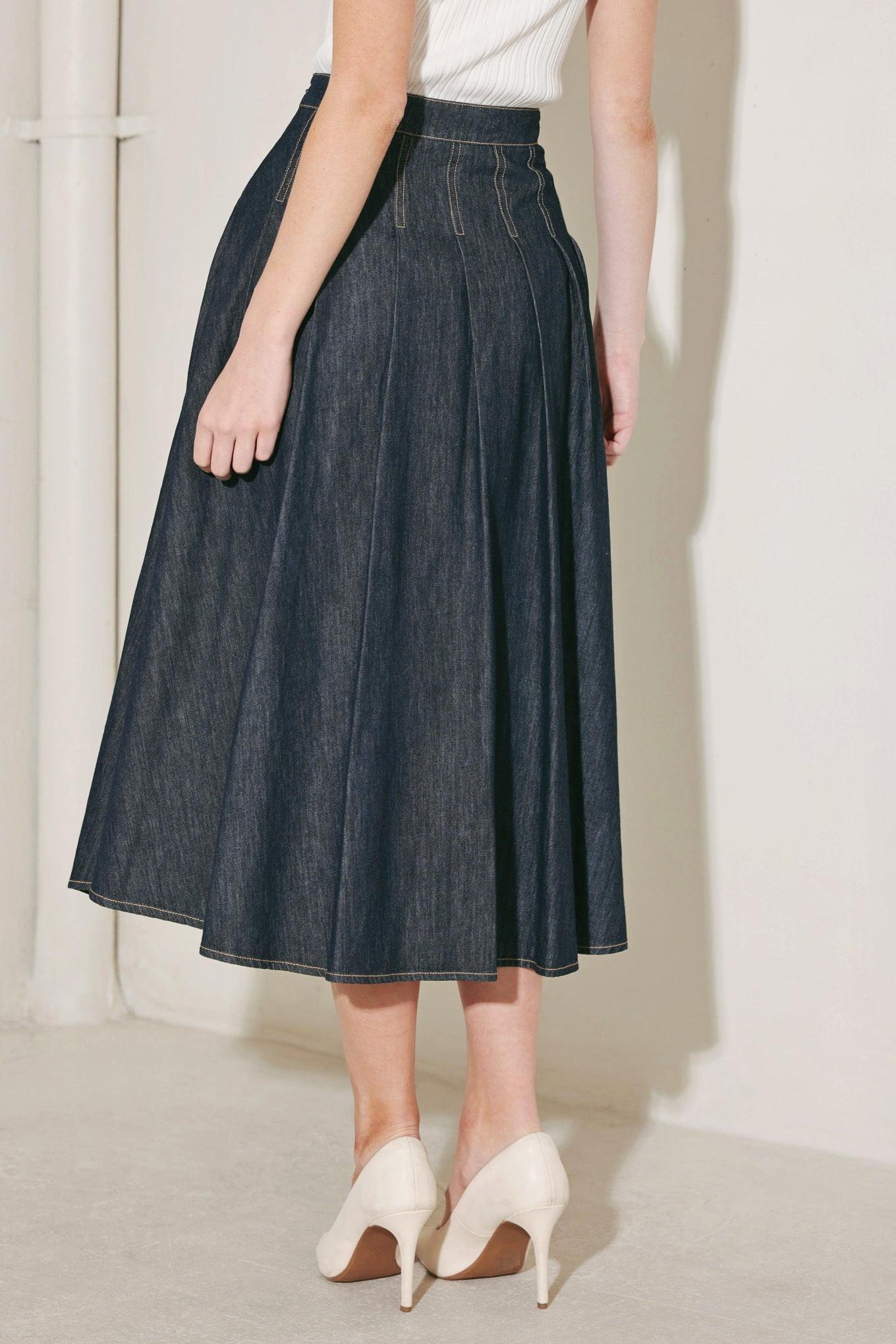 MAIN STAGE CLASSIC DENIM CIRCLE SKIRT.