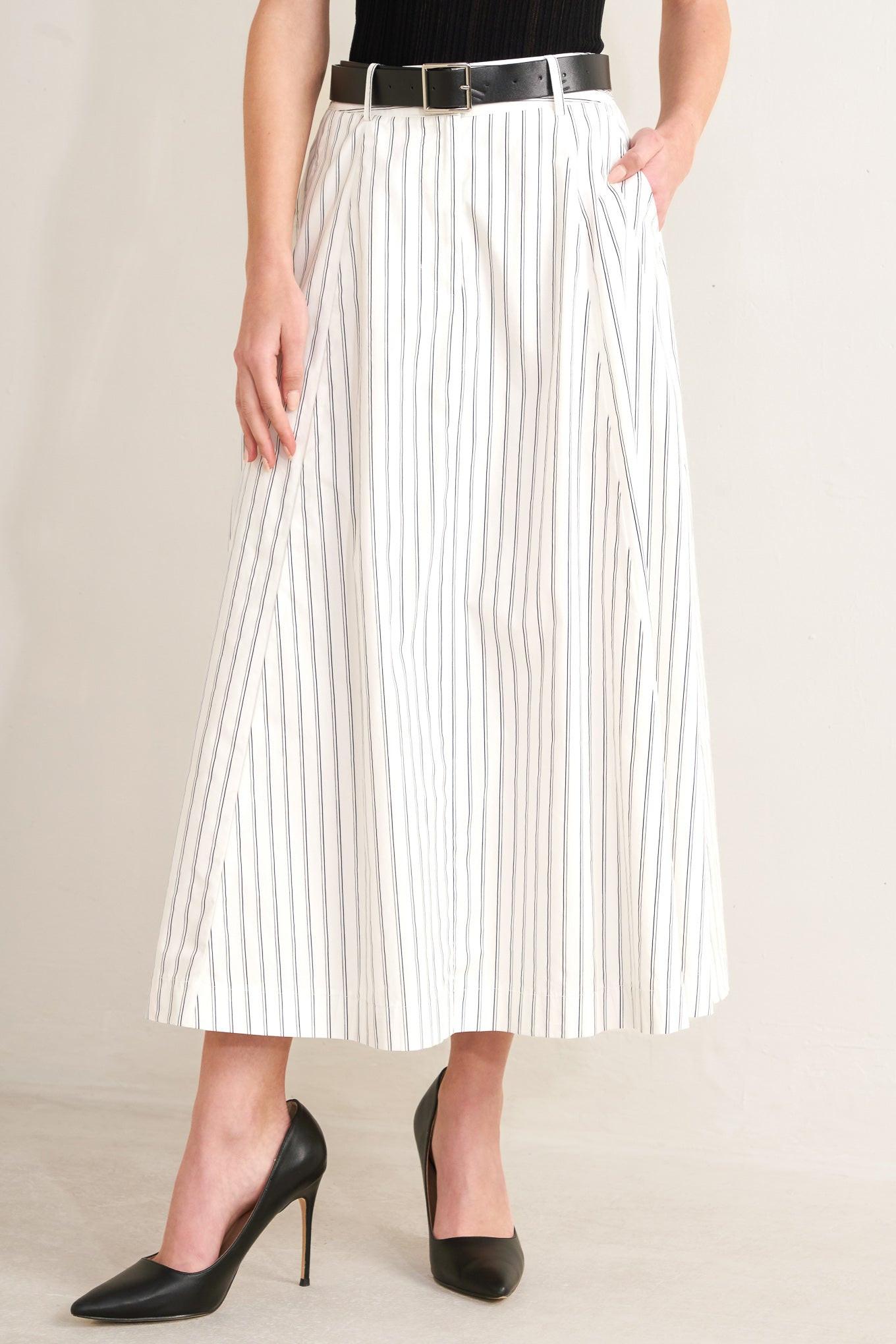 UPTOWN STRIPE WOVEN MDI CIRCLE SKIRT.