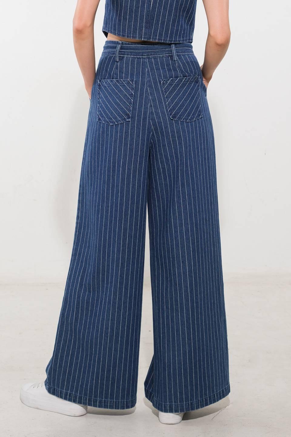 I STILL BELIEVE DENIM PANTS.