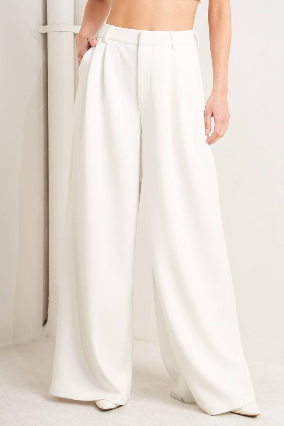 PURE ELEGANCE WOVEN PANTS.