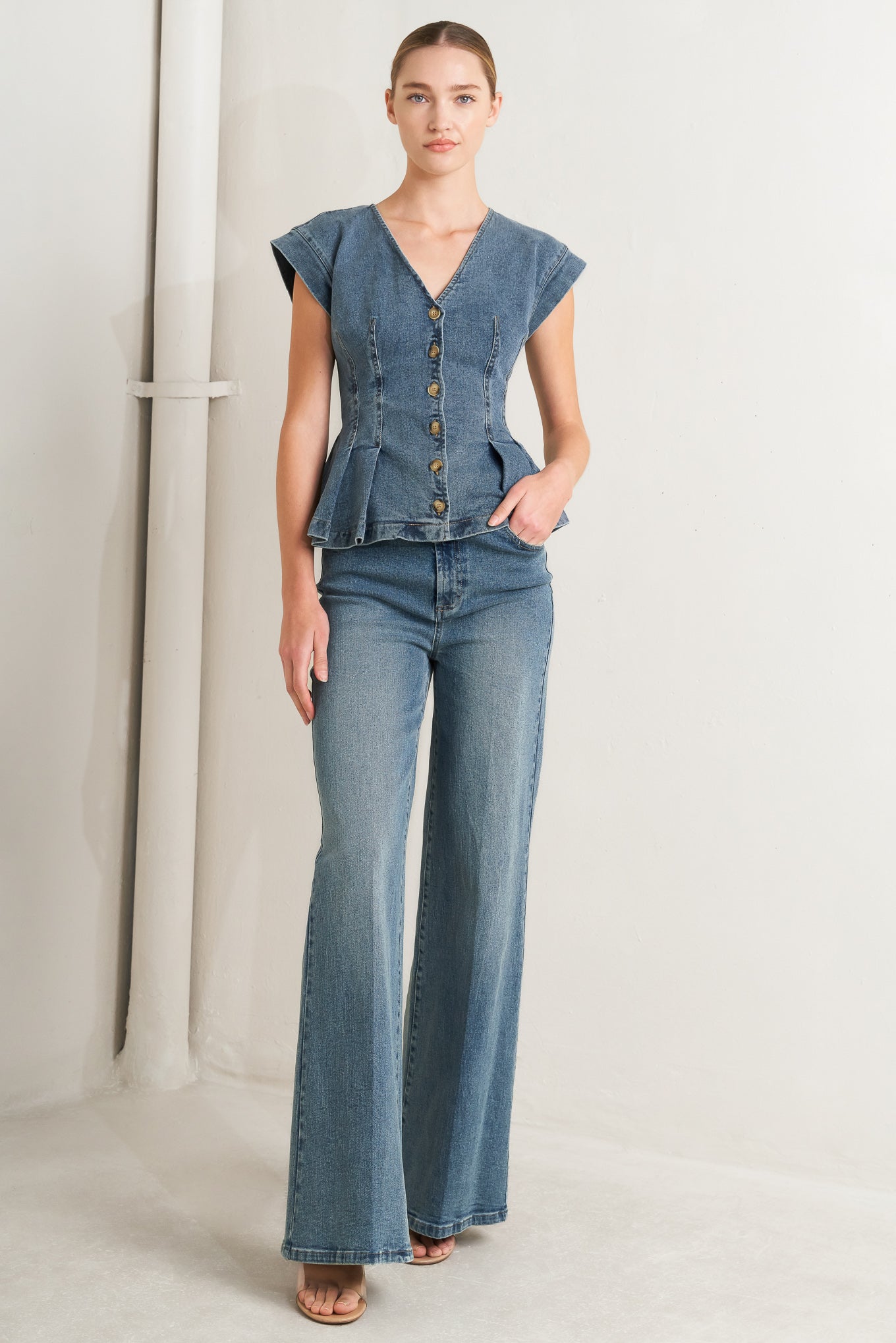 A washed denim pant with straight leg. matching top FT1811
Details: Self: 99% Cotton 1% Spandex
Size & Fit
-Model is 5`8" And Wearing Size Small
-Measurements Taken From Size Small
-Approx. Length: 43"
