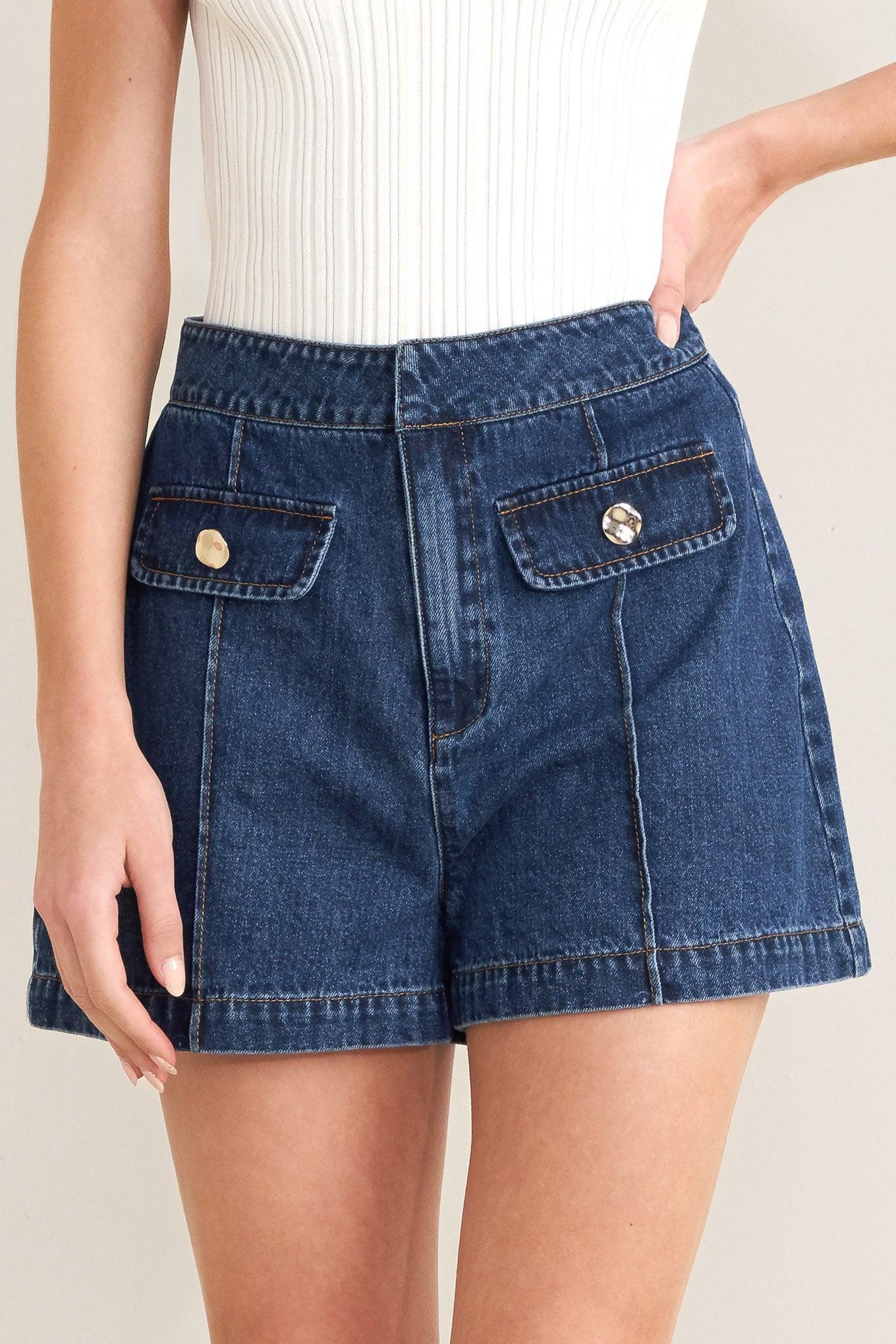 FOREVER STYLISH DENIM SHORTS.
