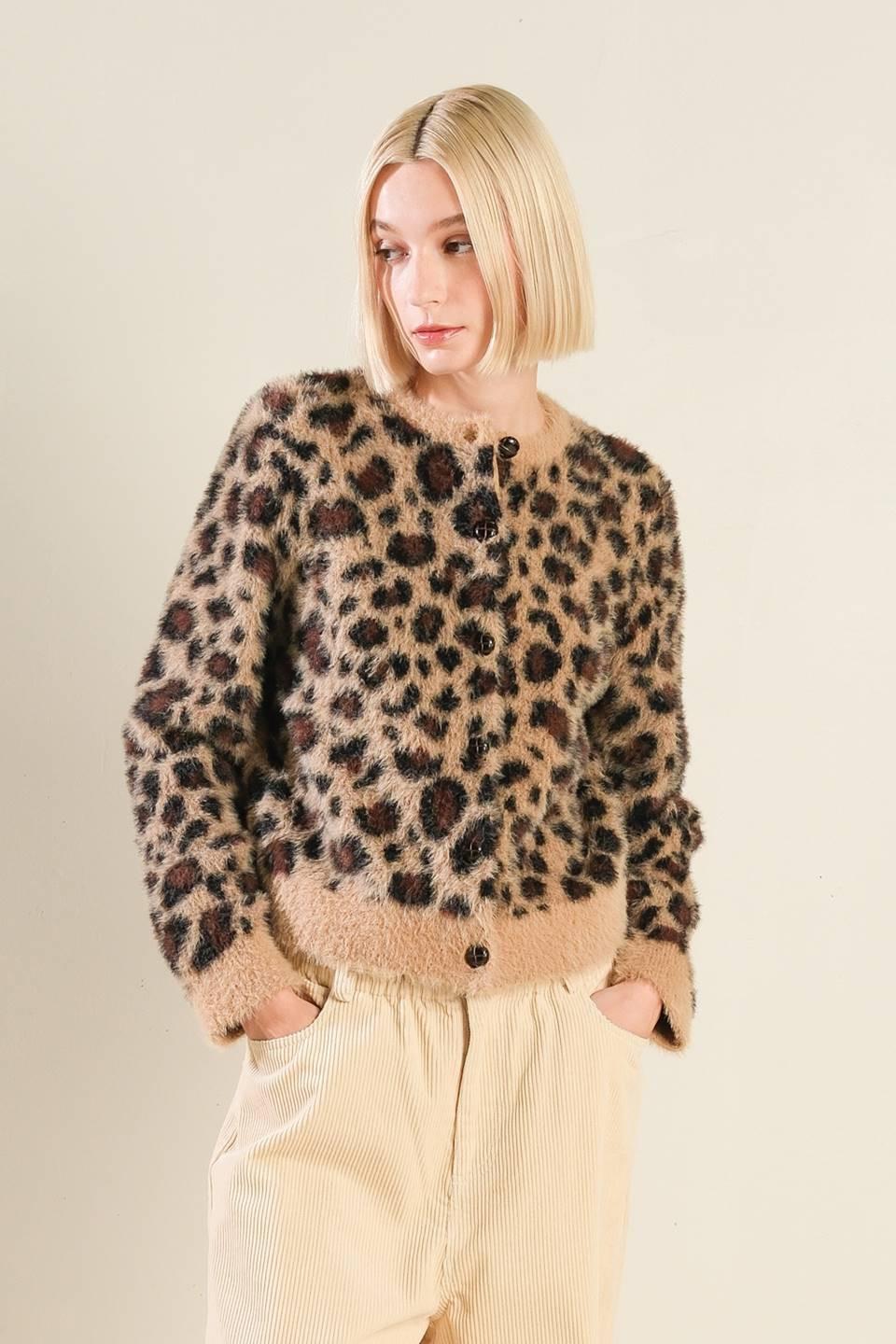 MAKING LOVE SWEATER CARDIGAN.