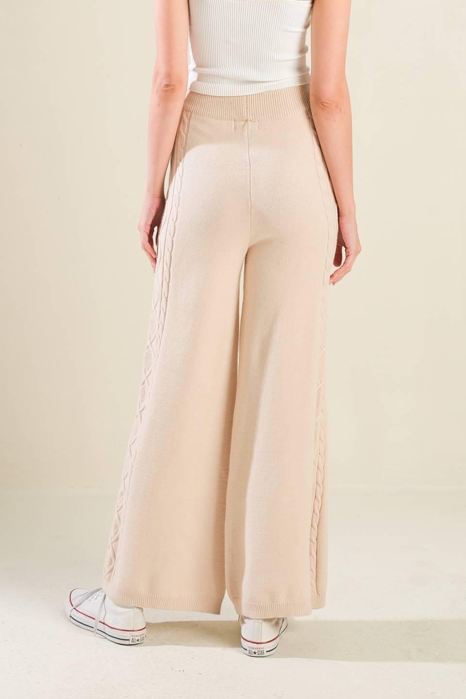 HOLD YOUR GAZE SWEATER KNIT PANTS.