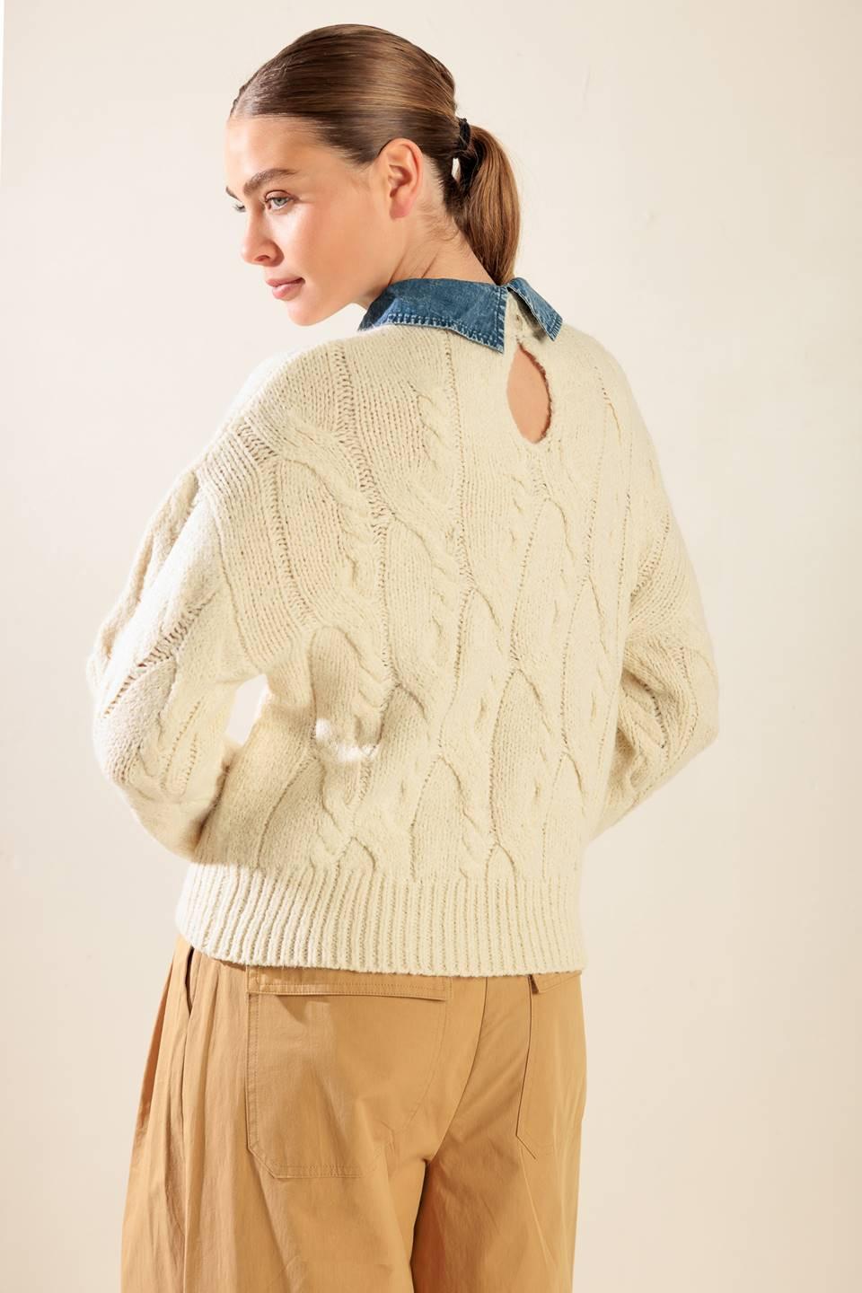 TOTALLY SMITTEN PULLOVER SWEATER TOP.