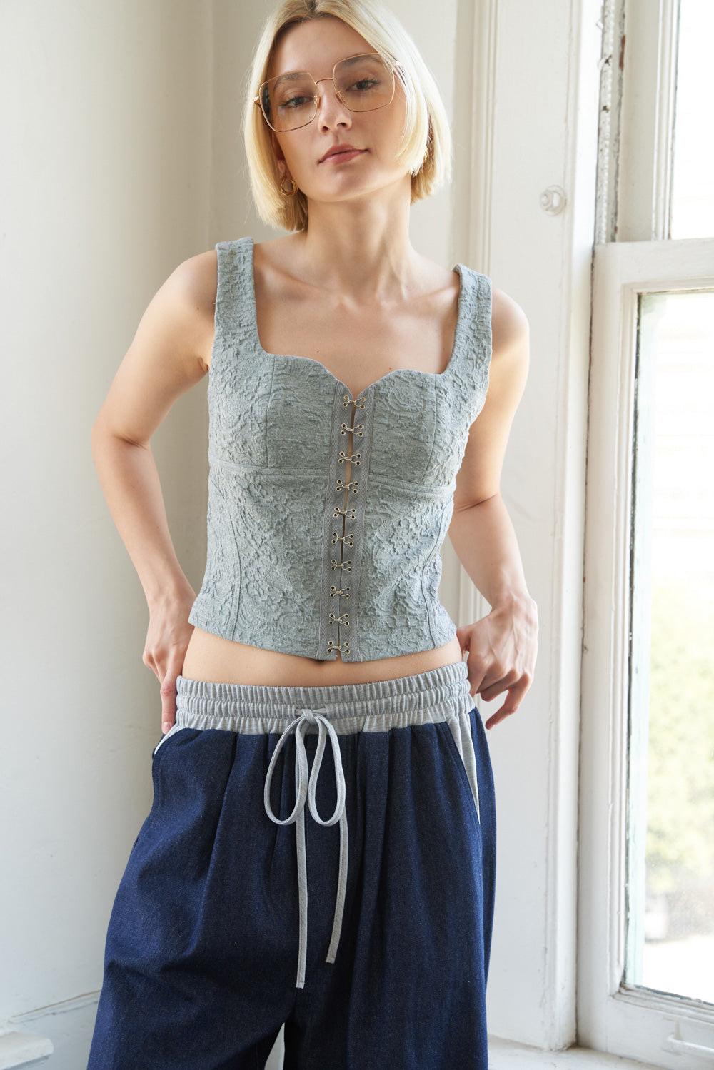 THROUGH THE LOOKING WOVEN TOP.