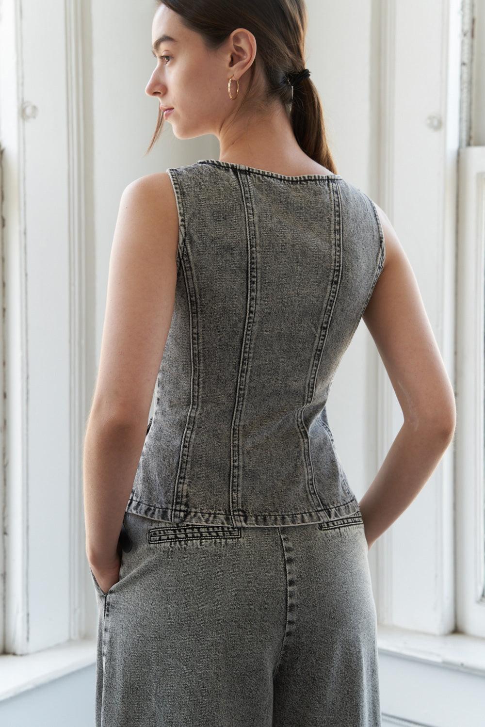 STUNNING GLORY DENIM VEST.