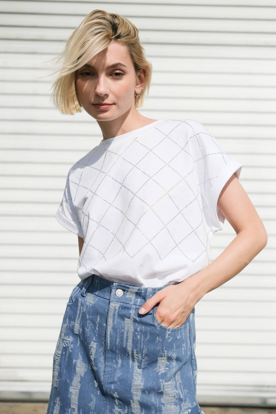 SUNNY ESSENCE KNIT TOP.
