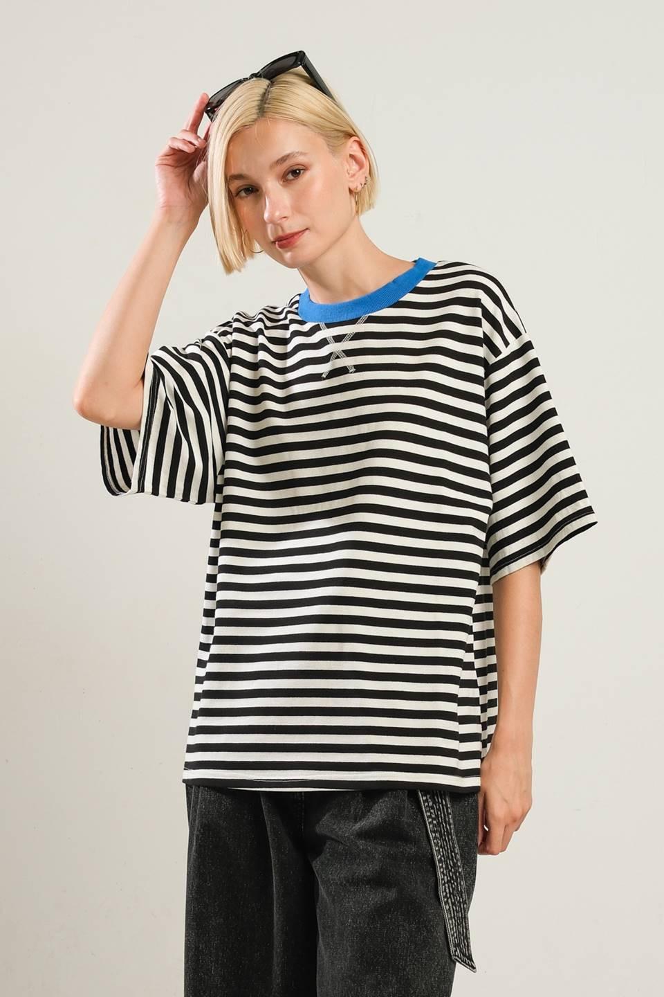 FOREVER WAITING KNIT TOP.
