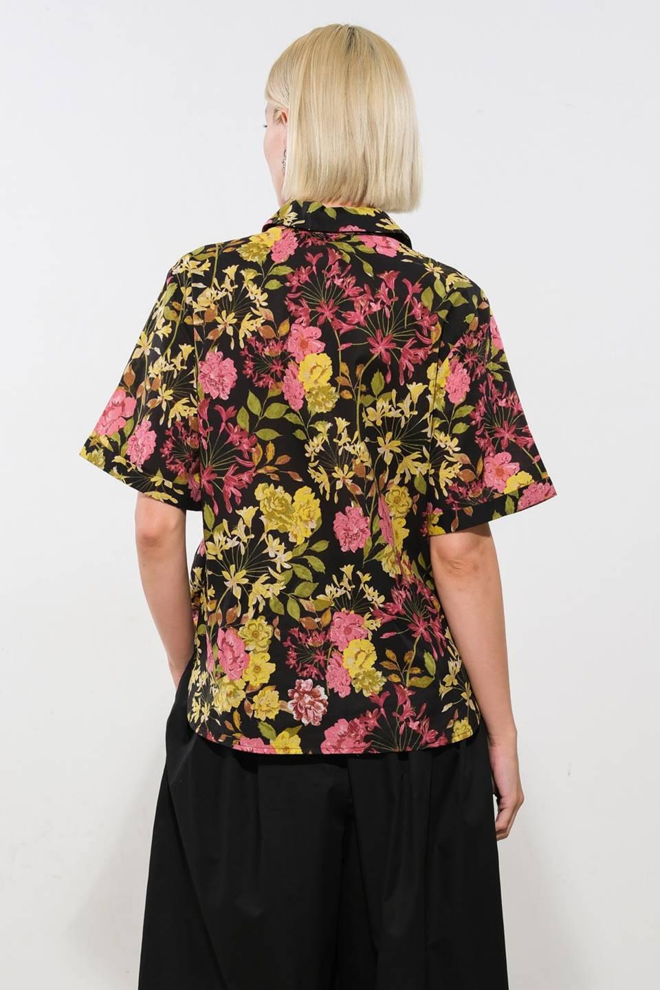 LOVE YOU MORE WOVEN TOP.