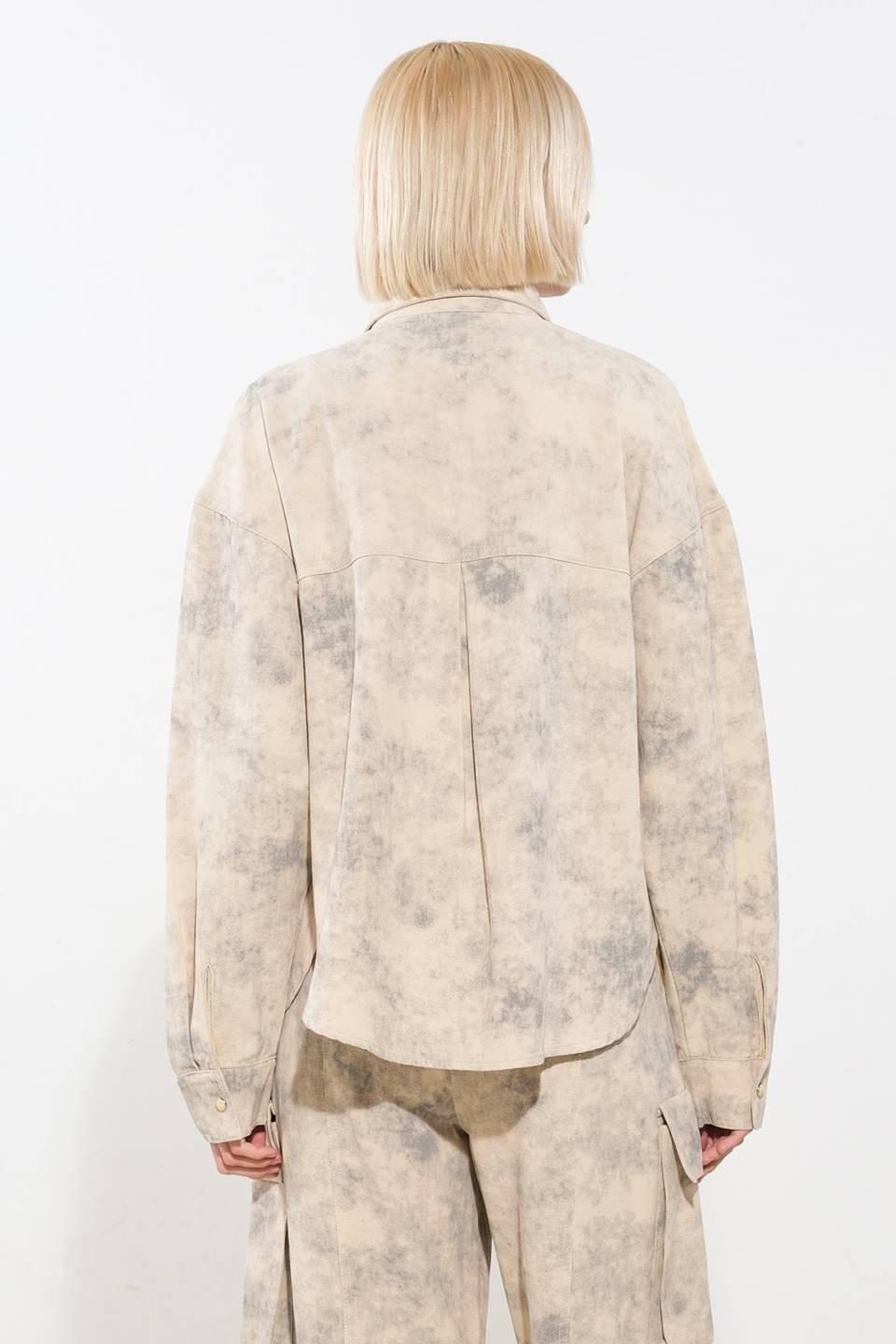 IN THE SPOTLIGHT WOVEN TOP.