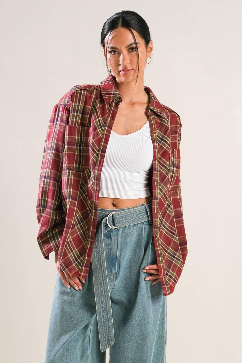 TIMELESS CHARM WOVEN TOP.