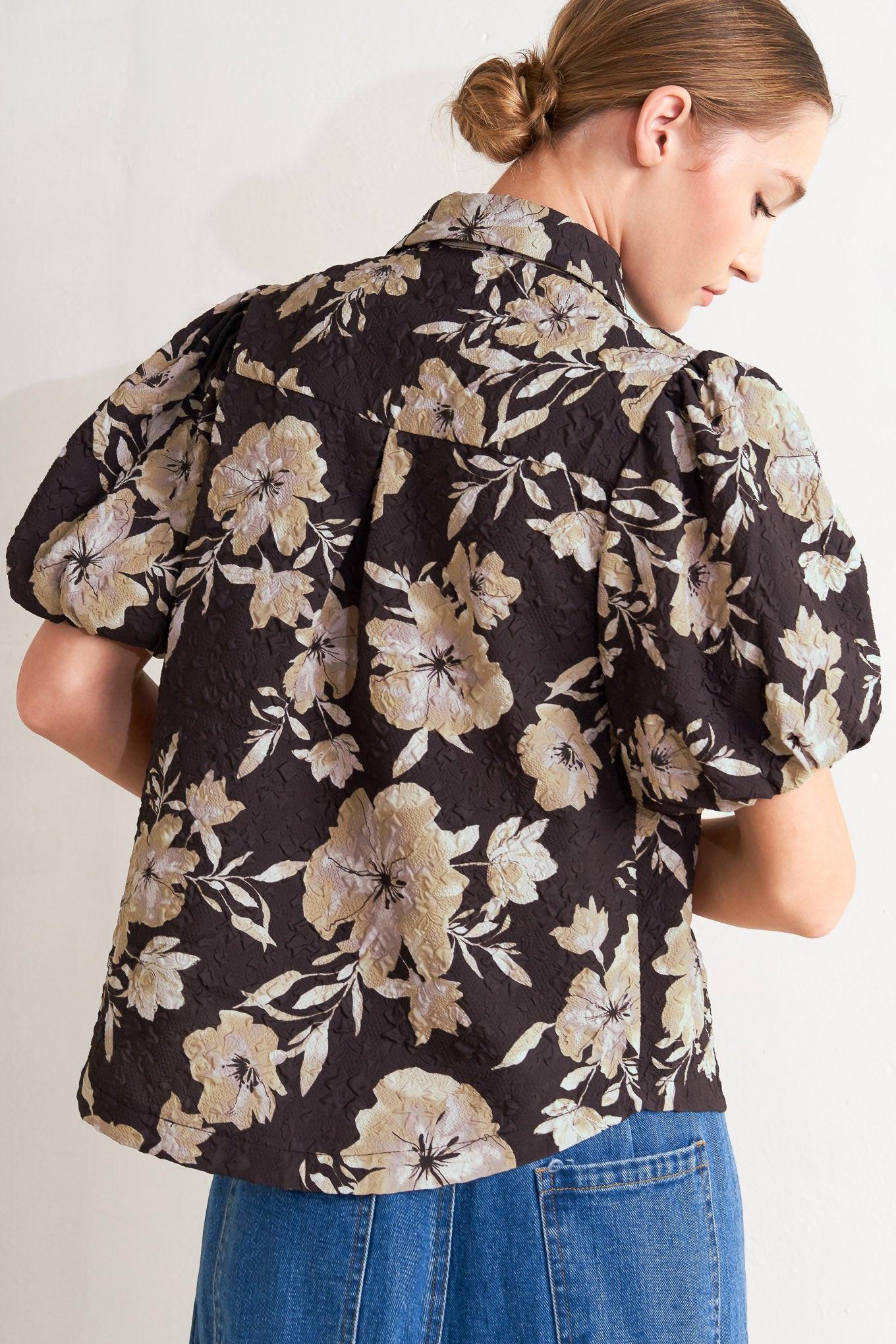 POSH PRESENCE WOVEN TOP.