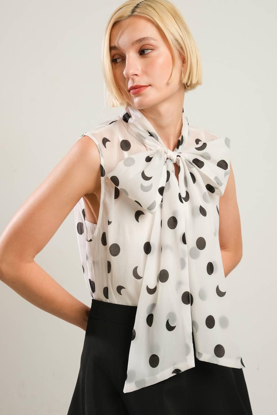 THIS ISN'T GOODBYE WOVEN TOP.