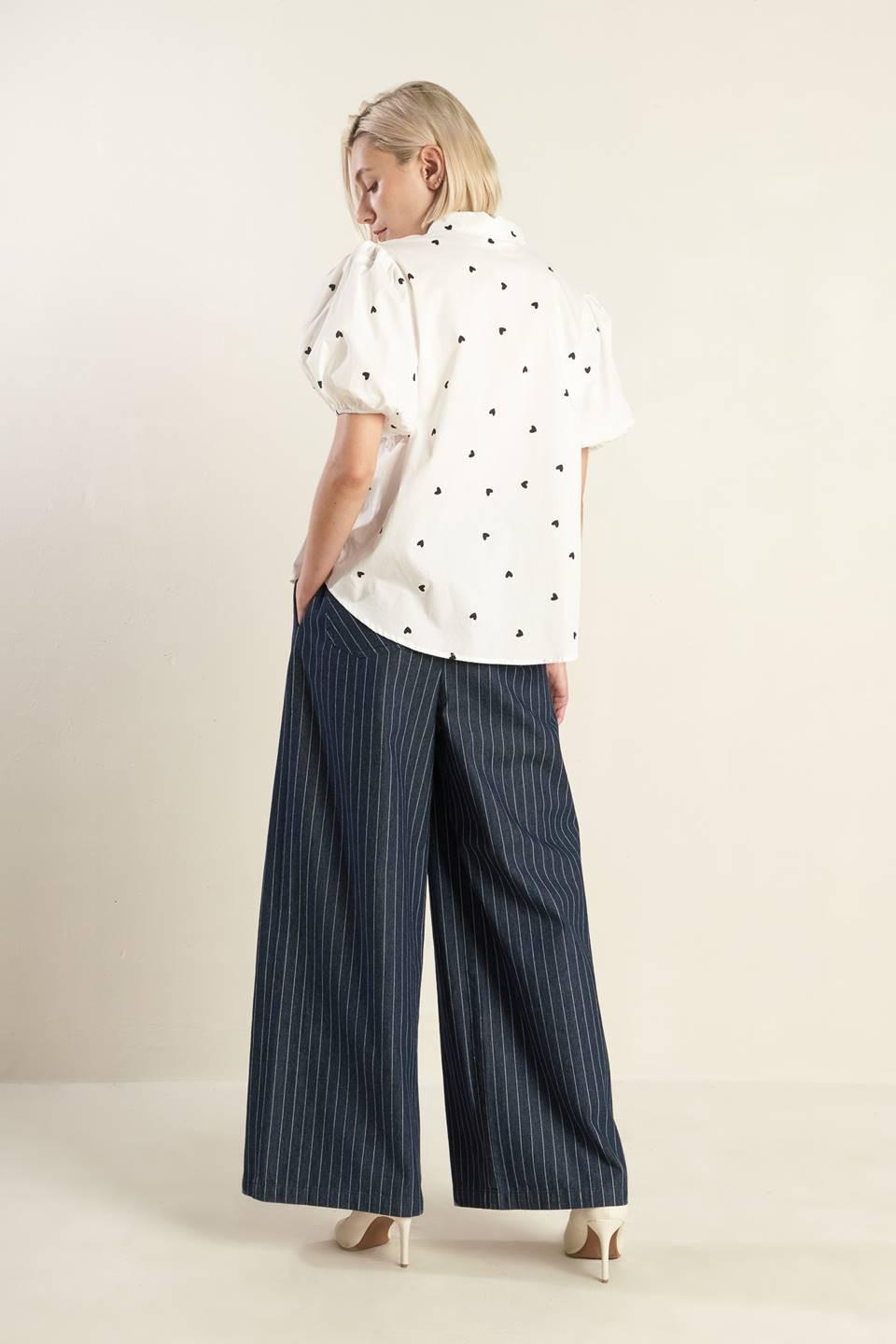 FOREVER DAYDREAMING WOVEN TOP.