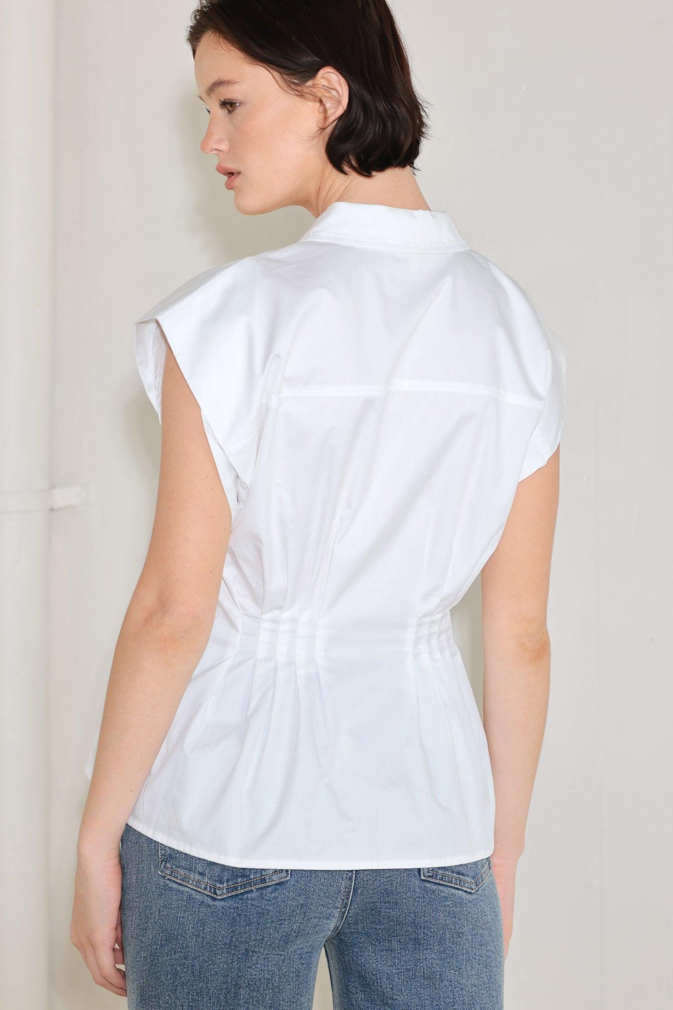 MODERN POISE WOVEN TOP.