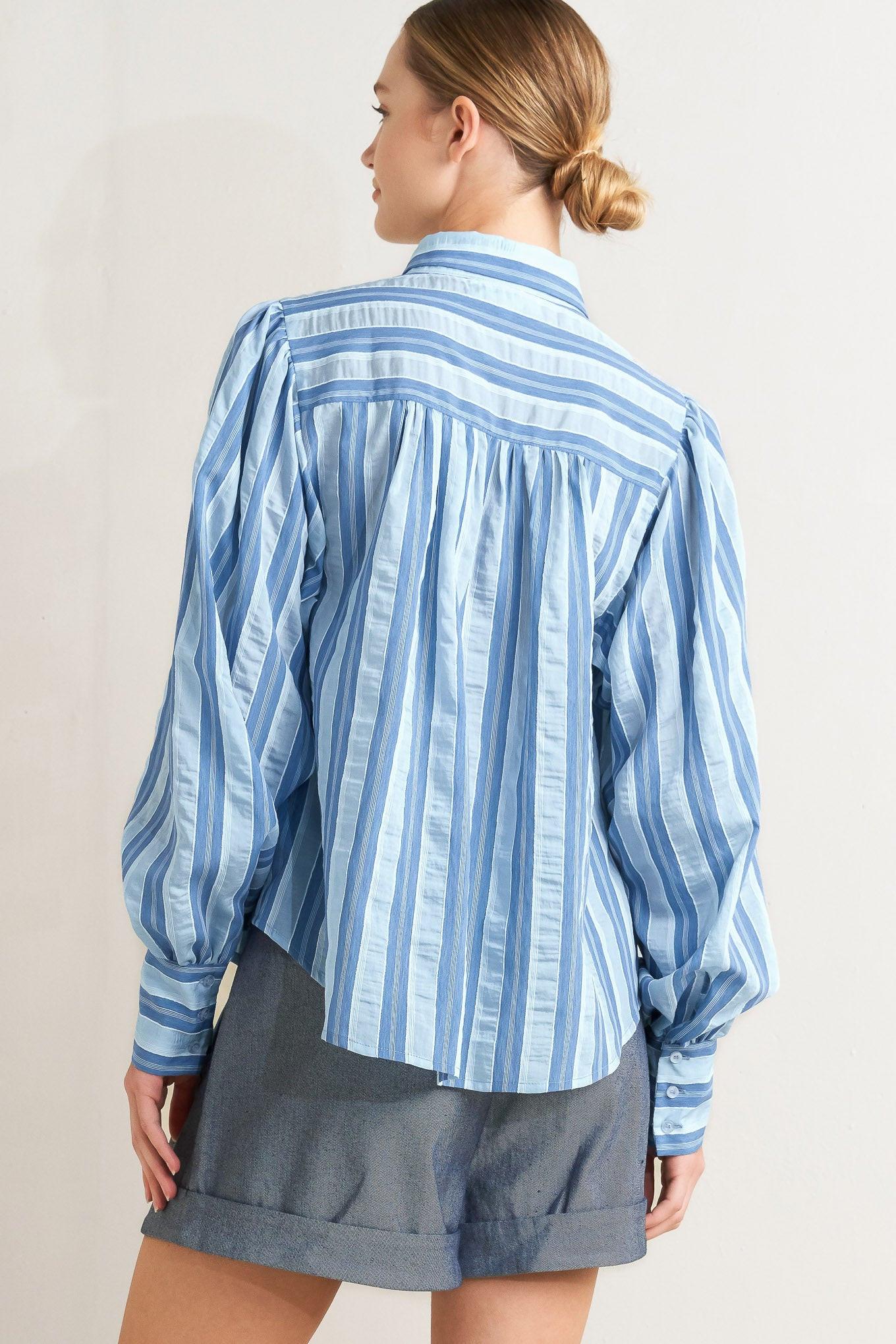 POLISHED DAY WOVEN TOP.
