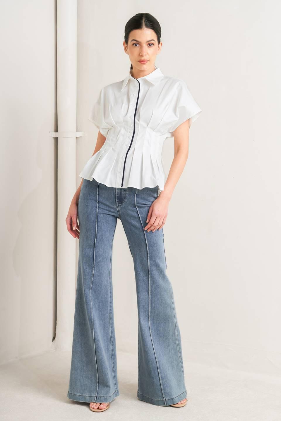 QUIET FORCE WOVEN TOP.