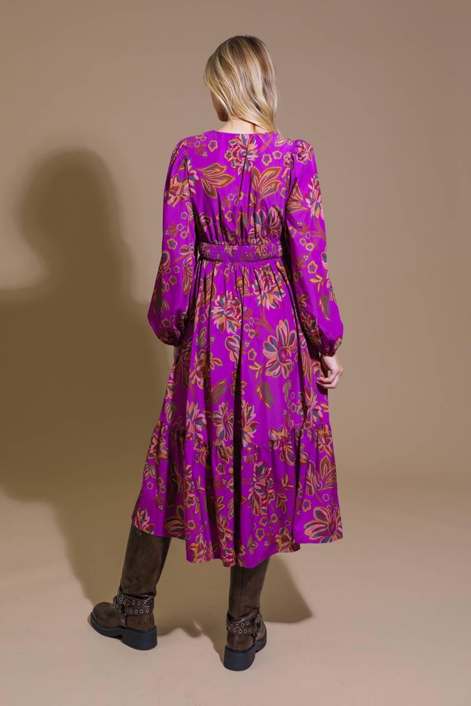 ELEGANTLY ELEVATED WOVEN MIDI DRESS.