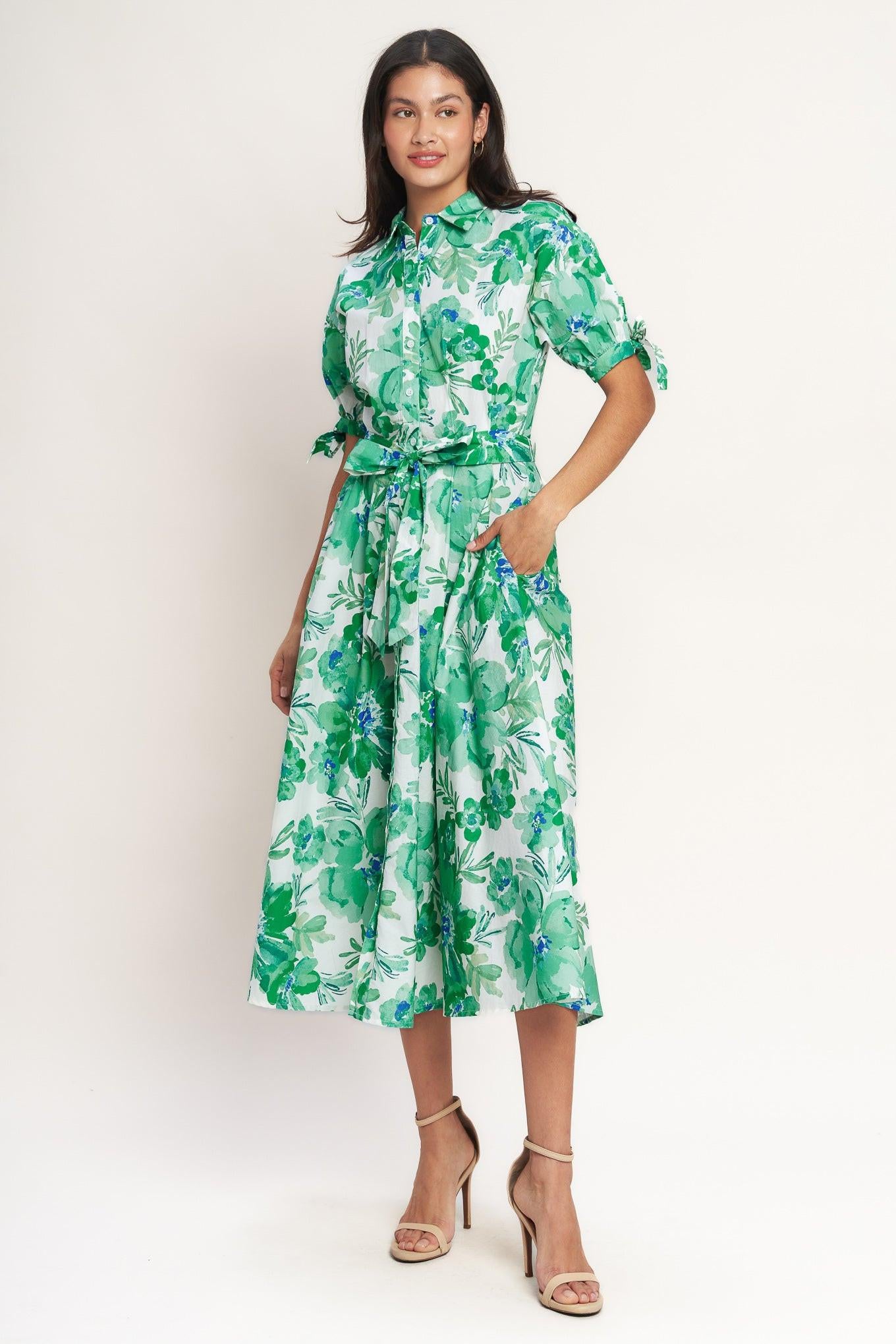 A printed woven midi shirt dress with collar, cuff tie, self sash tie, button down and circle skirt
Details:
Self : 100% Cotton
Size & Fit
- Model is 5`8" And Wearing Size Small
- Measurements Taken From Size Small
- Approx. Length: 51" FLYING TOMA