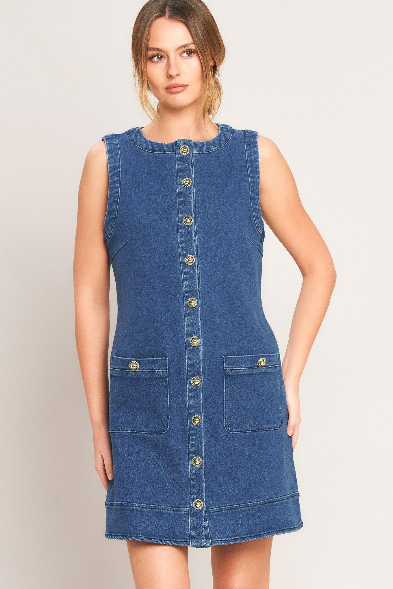 EVERYDAY ICON DENIM SHIFT DRESS.