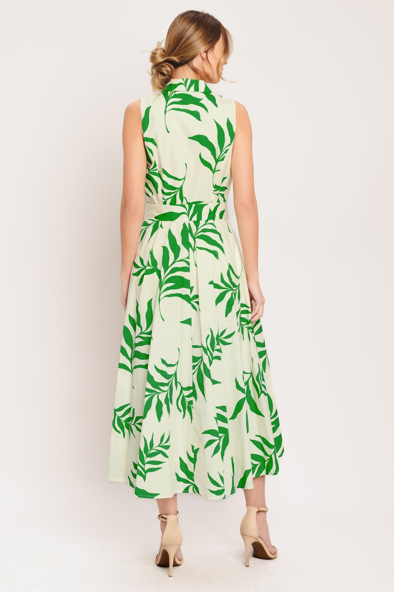A printed woven midi dress featuring collar, sleeveless, button down, self belt and full skirt
Details:
Self: 100% Cotton
Lining: 100% Polyester
Size & Fit
-Model is 5`8" And Wearing Size Small
-Measurements Taken From Size Small
-Approx. Length: 52"