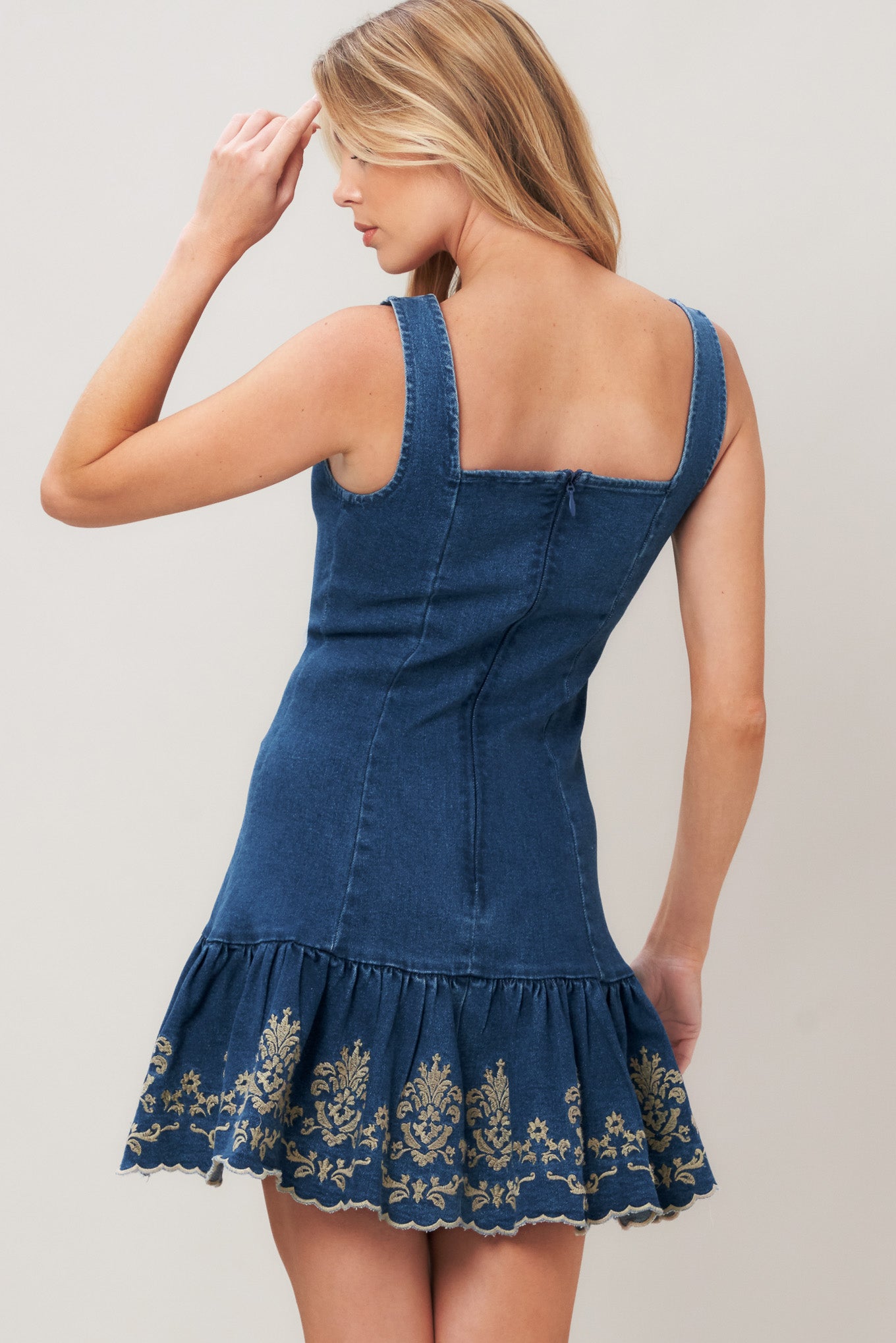 VINTAGE WAVE DENIM MINI DRESS.