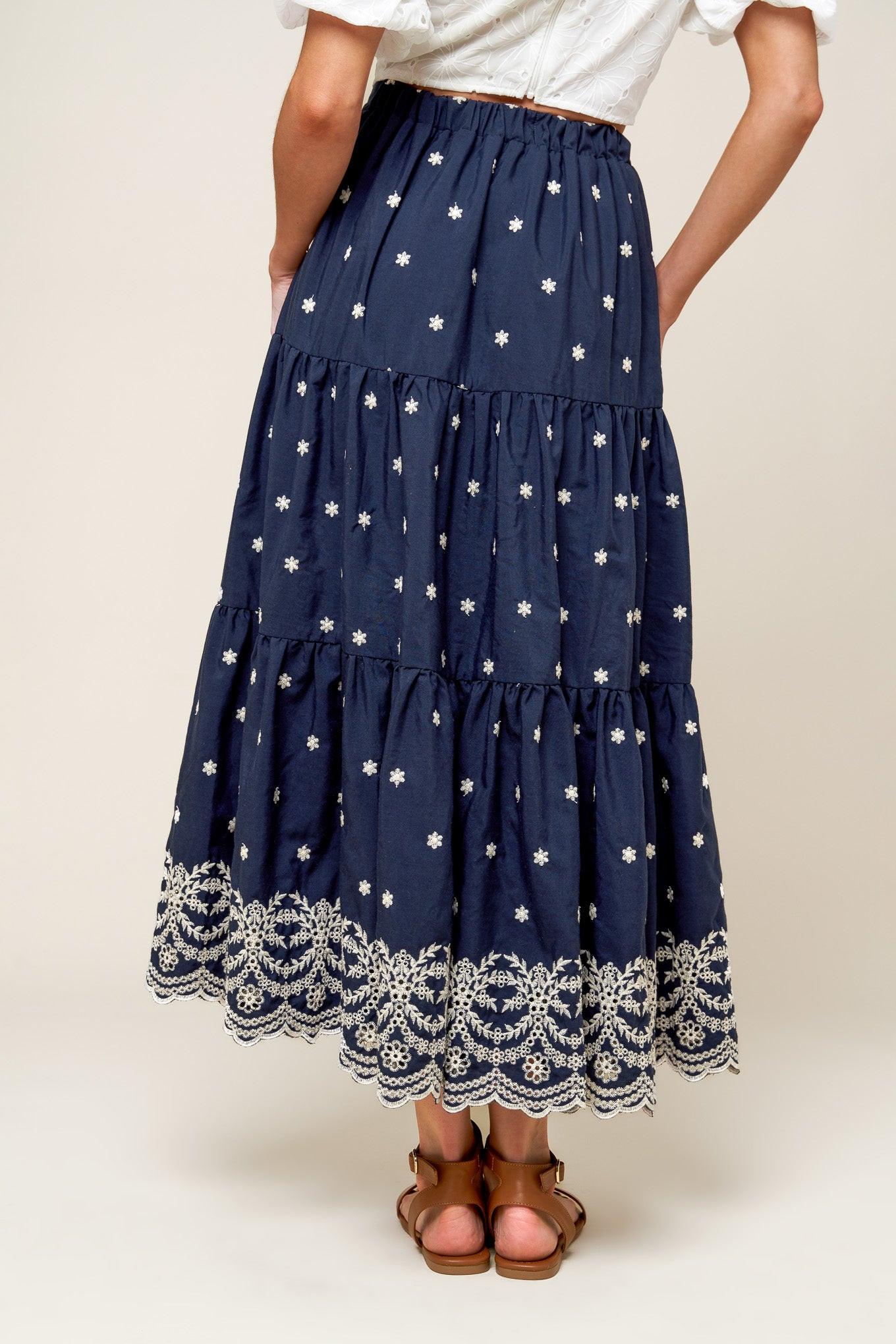 BEBE ALERT NAVY WOVEN MIDI SKIRT.