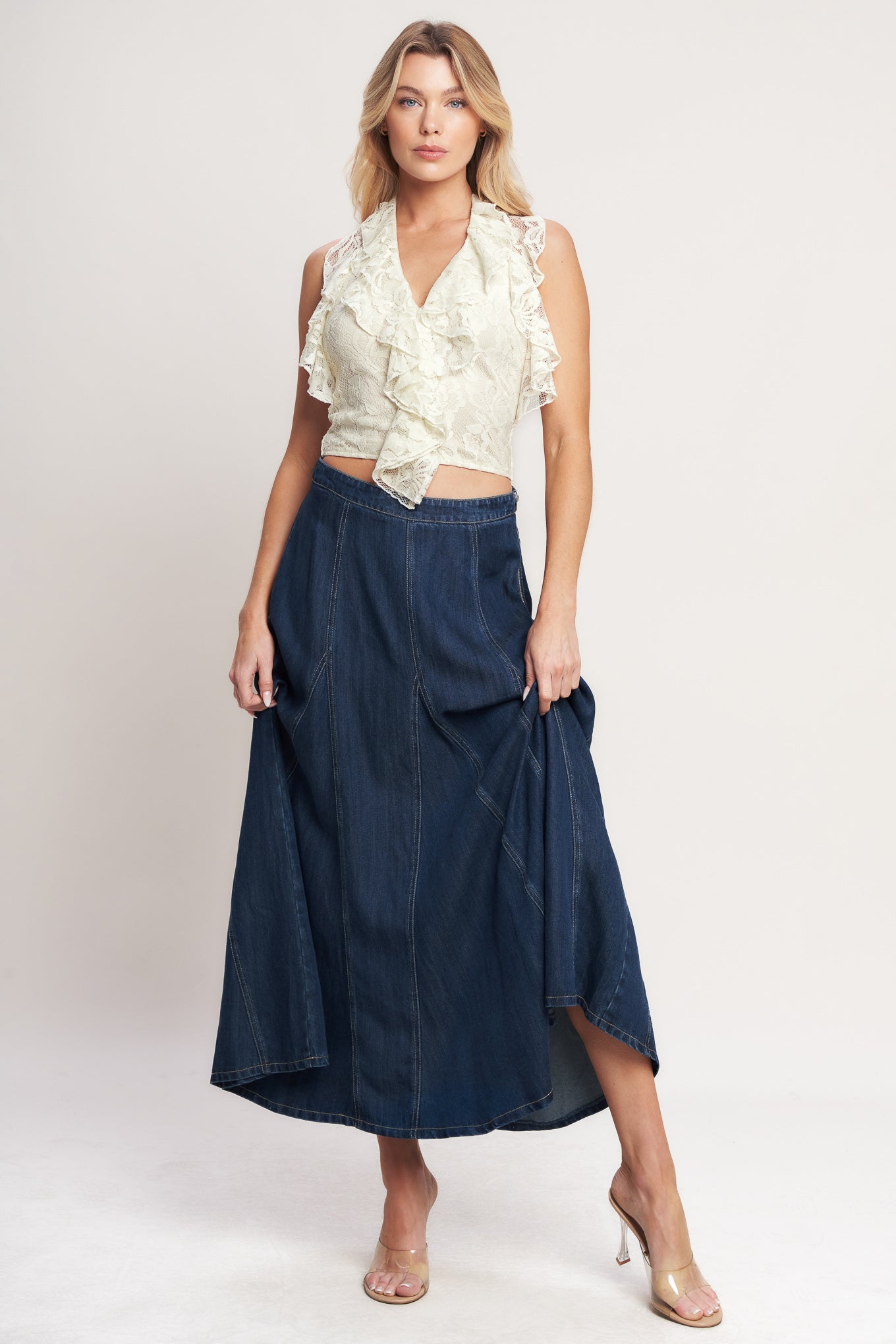 A woven circle skirt with side zipper closure
Details:
Self : 100% Lyocell
Size & Fit
- Model is 5`8" And Wearing Size Small
- Measurements Taken From Size Small
- Approx. Length: 37"