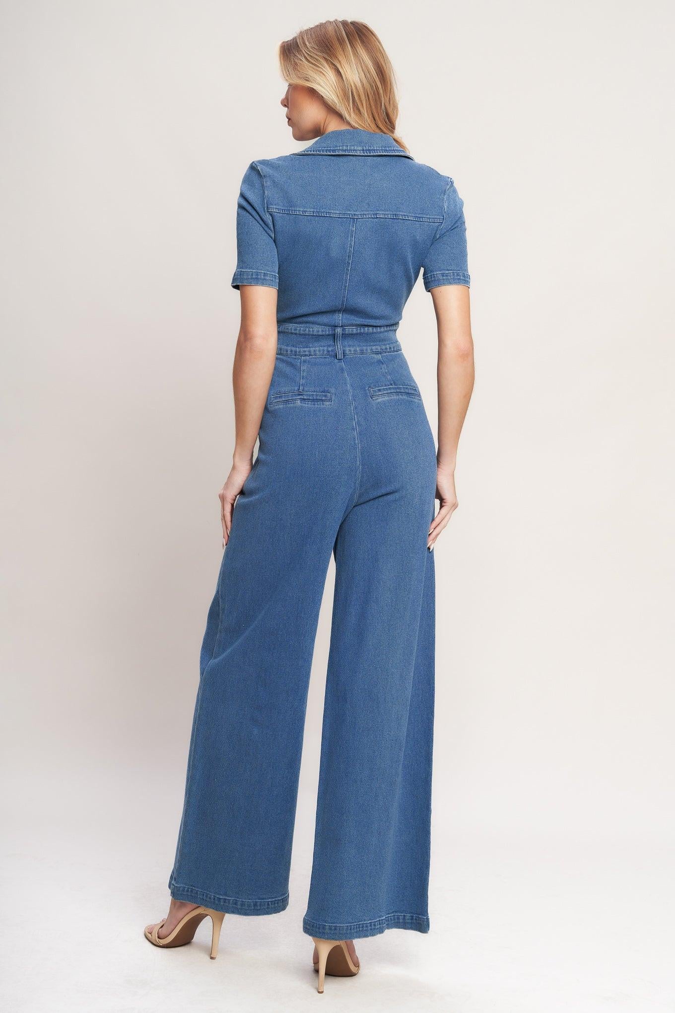 CATCH YOUR GAZE DENIM JUMPSUIT.