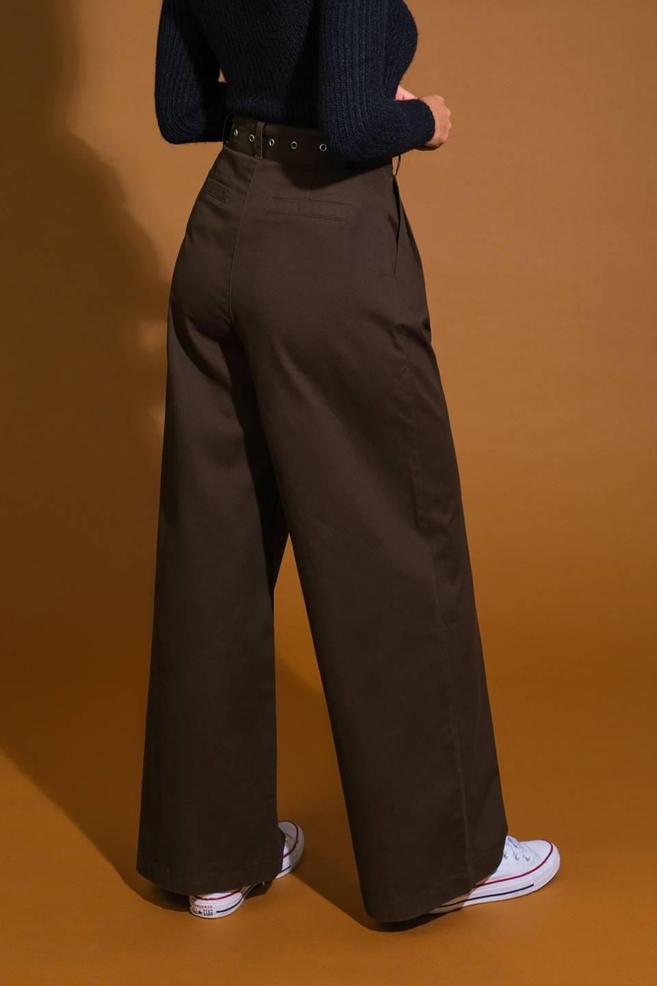 PACK YOUR BAGS WOVEN PANTS.